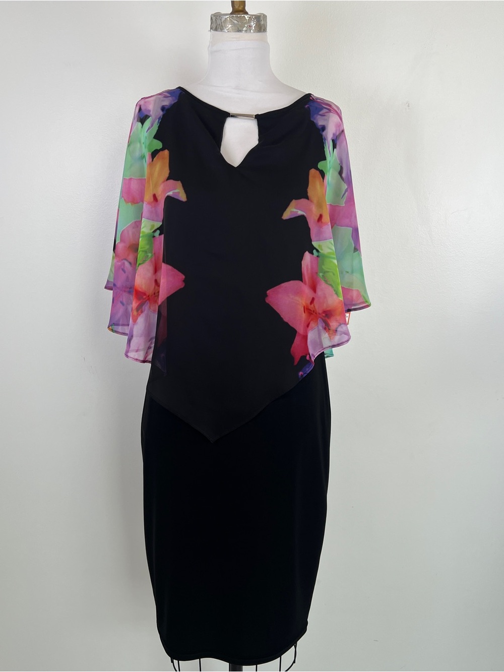 NWT! Joseph Ribkoff Black Dress Colorful Floral Chiffon Butterfly Sleeve Size 10 - Picture 2 of 10